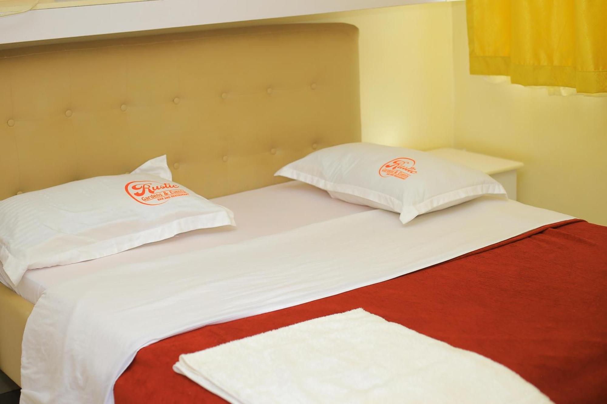 Rustic Gardens Bed & Breakfast Kitunzi Lungujja Kampala Zewnętrze zdjęcie